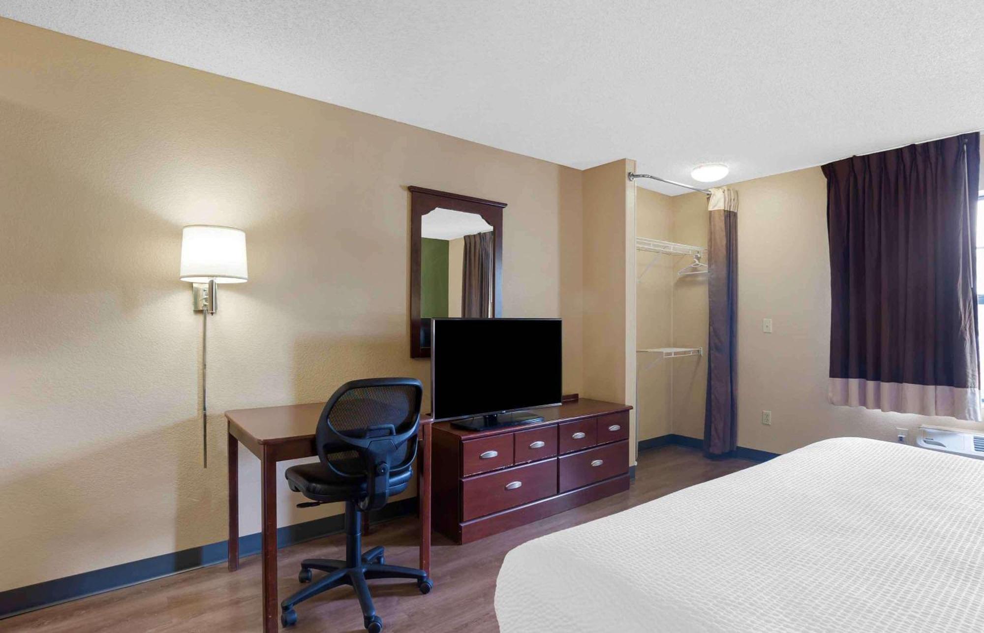 Extended Stay America Suites - Fort Lauderdale - Cypress Creek - Andrews Ave Dış mekan fotoğraf