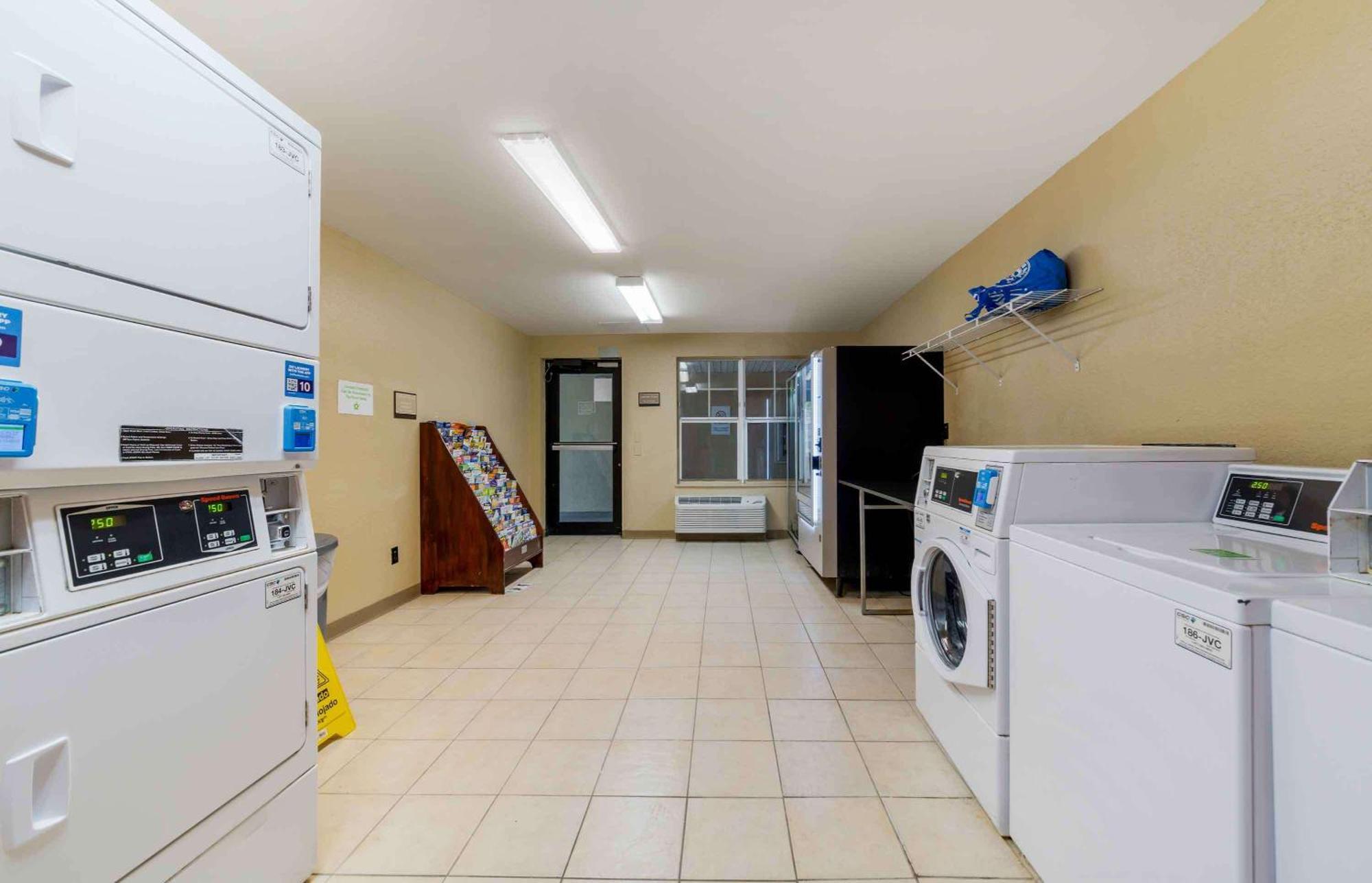 Extended Stay America Suites - Fort Lauderdale - Cypress Creek - Andrews Ave Dış mekan fotoğraf