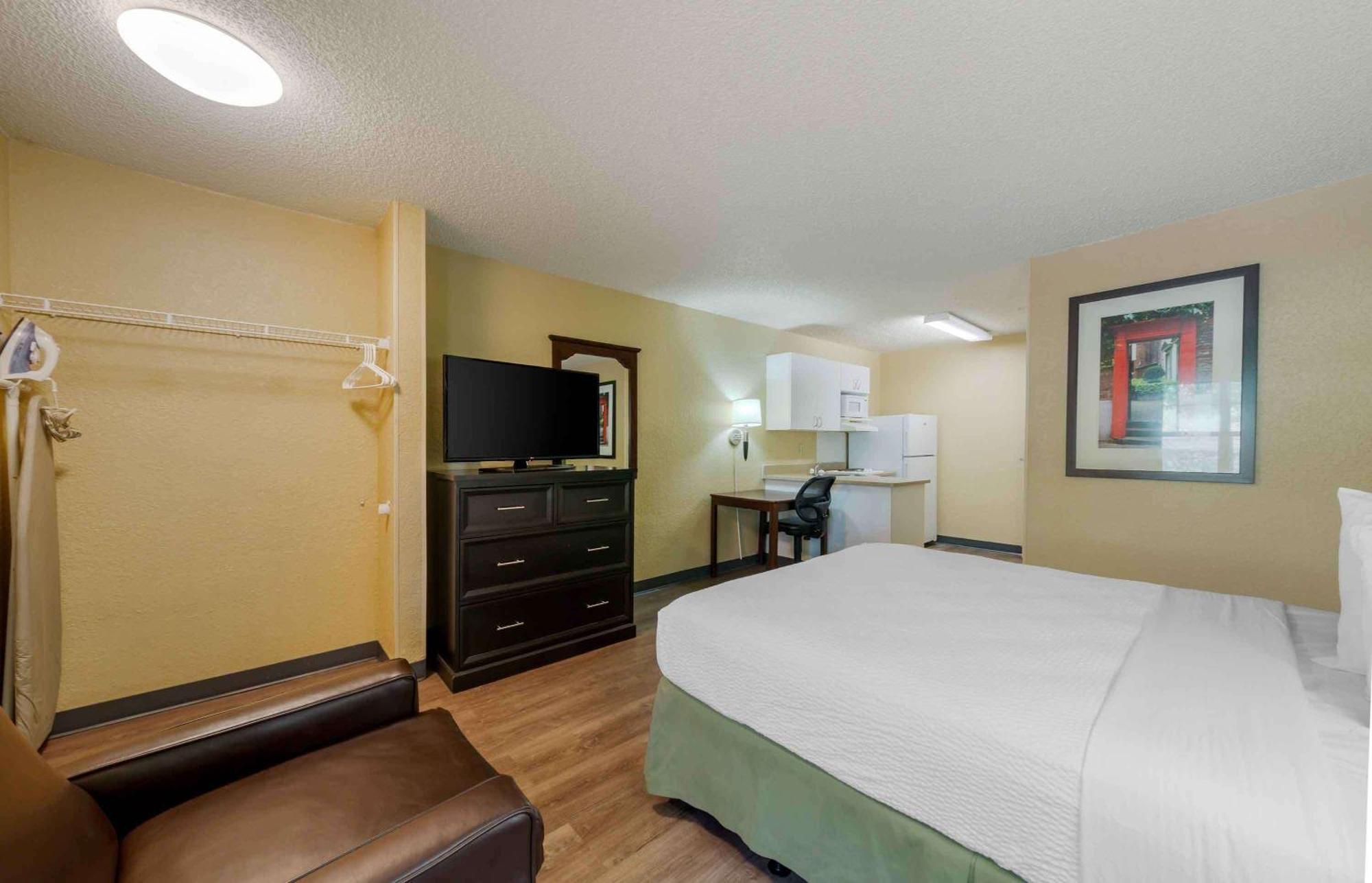 Extended Stay America Suites - Fort Lauderdale - Cypress Creek - Andrews Ave Dış mekan fotoğraf