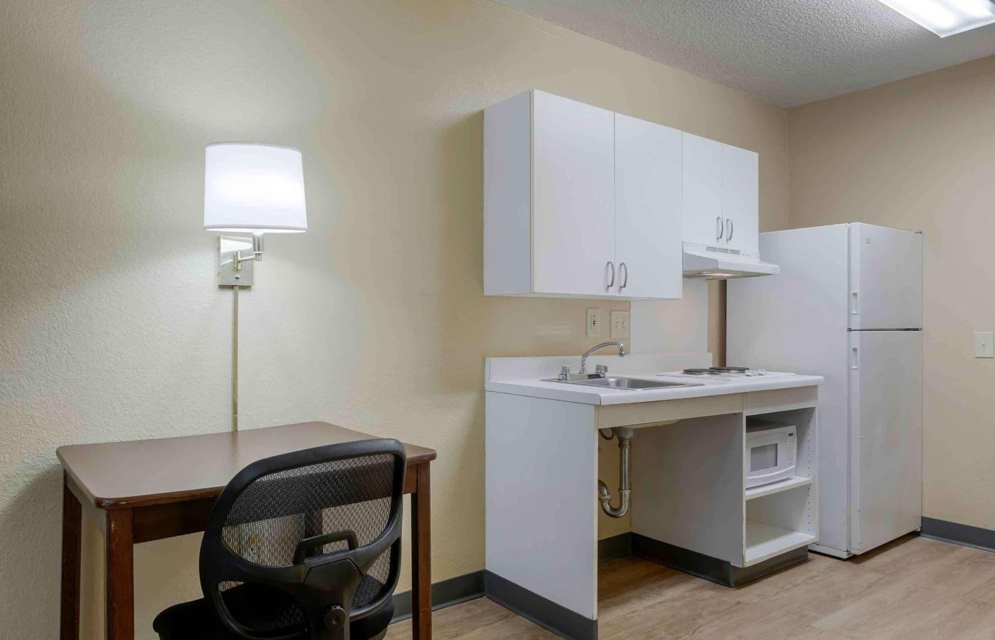 Extended Stay America Suites - Fort Lauderdale - Cypress Creek - Andrews Ave Dış mekan fotoğraf