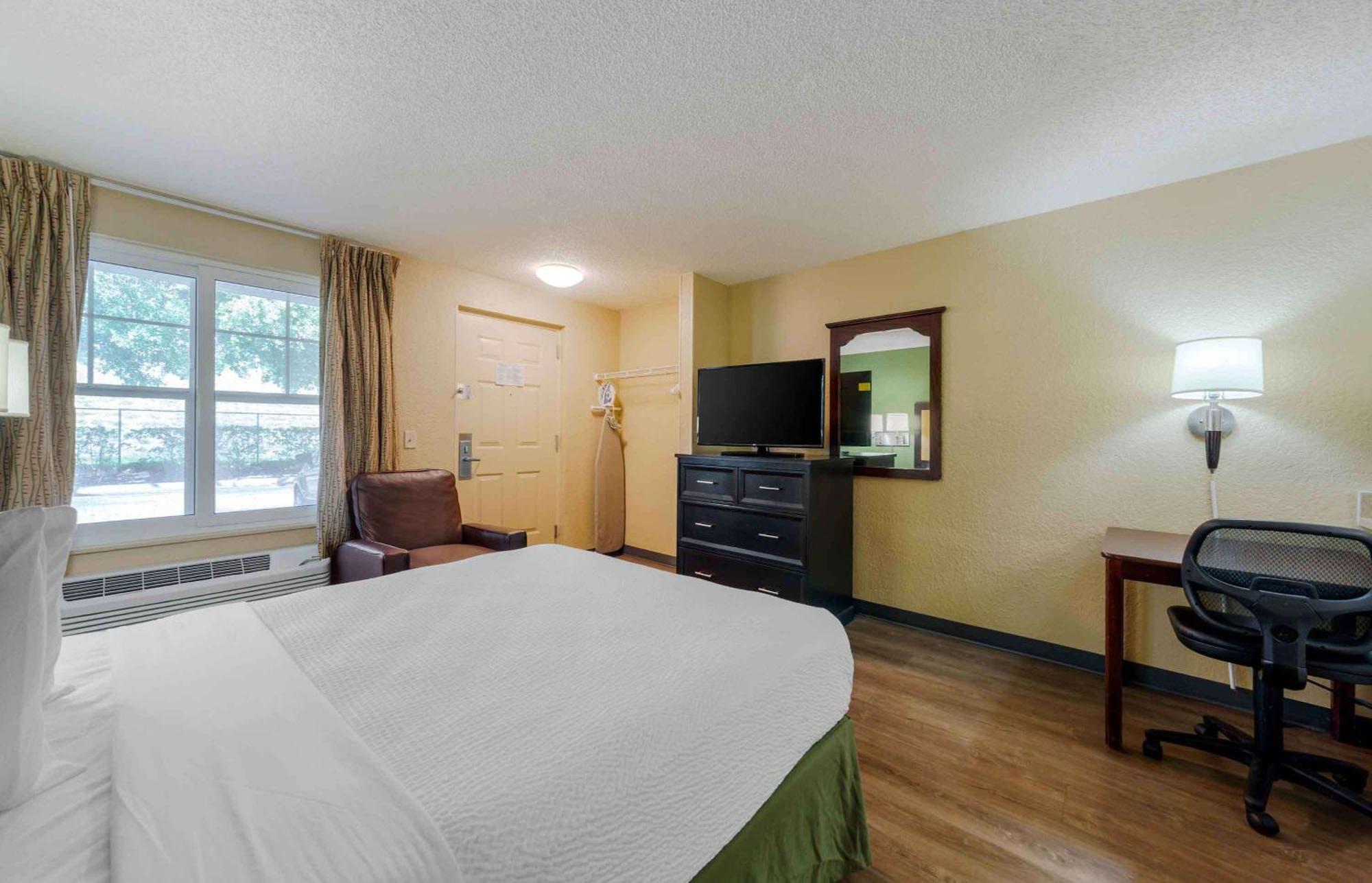 Extended Stay America Suites - Fort Lauderdale - Cypress Creek - Andrews Ave Dış mekan fotoğraf